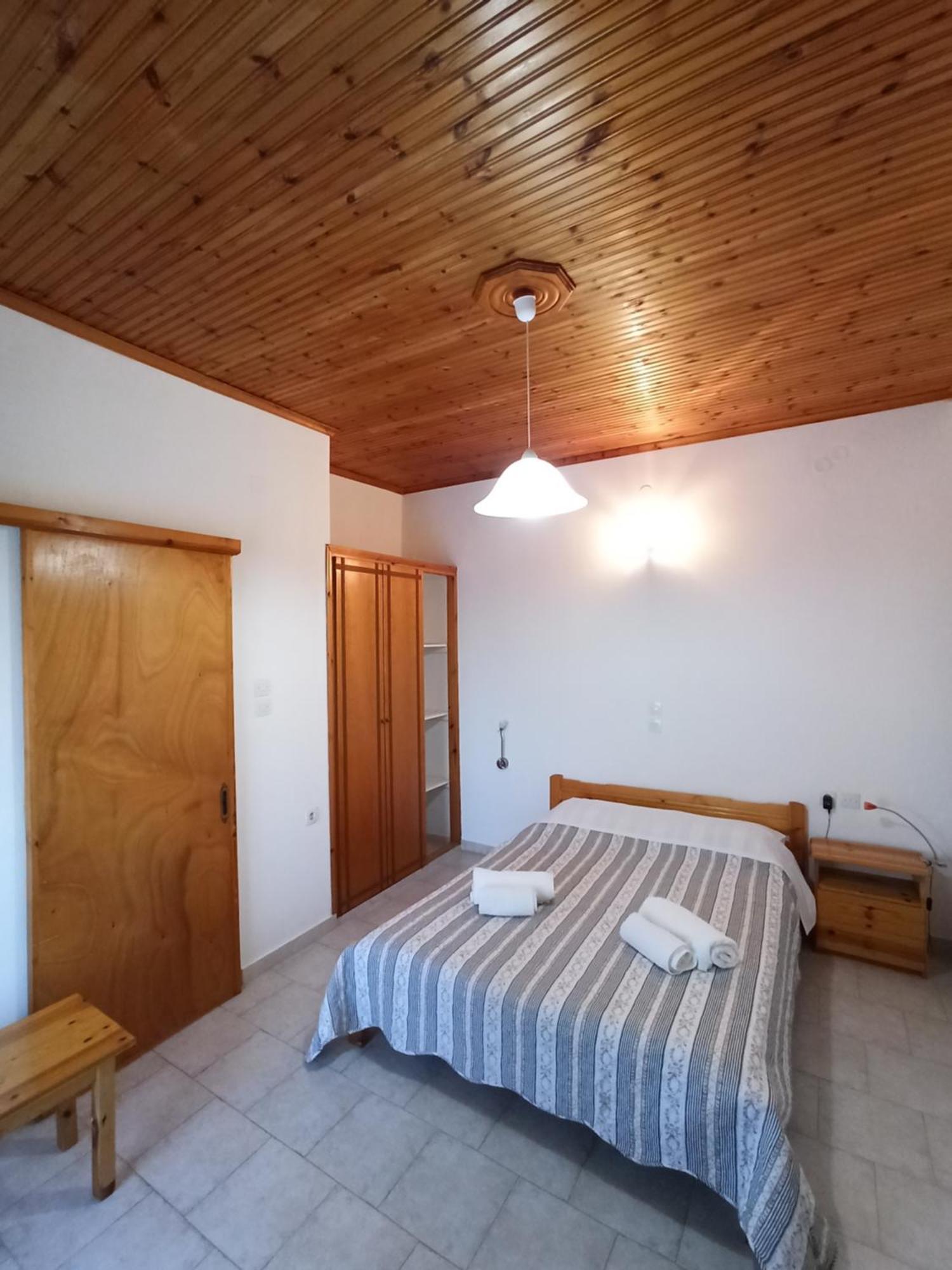 Theodore Apartments Zaháro Kültér fotó